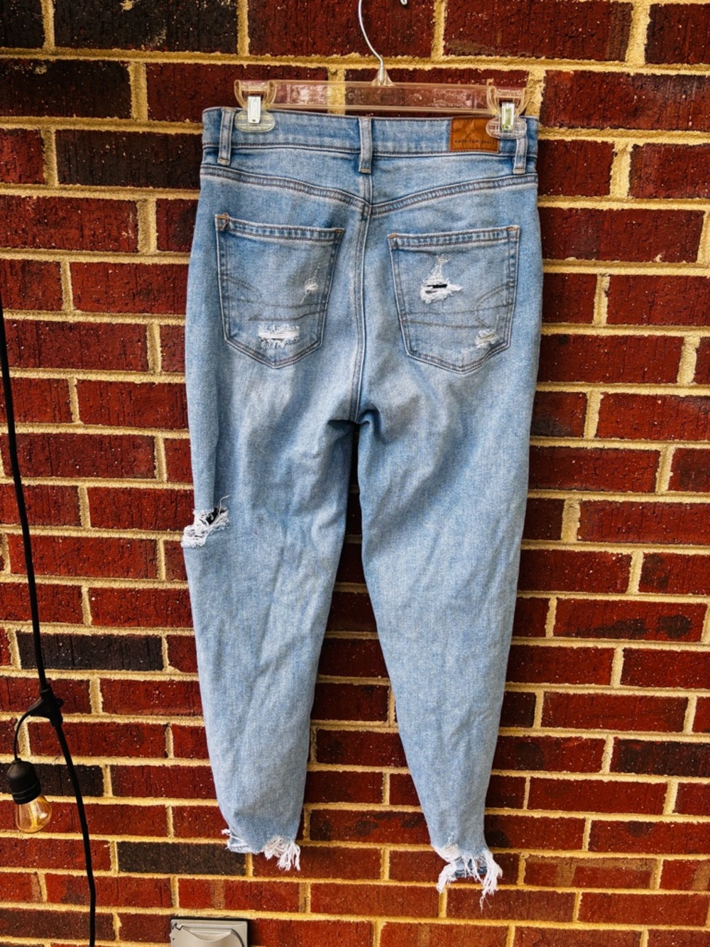 Light Wash Distressed Ripped Jeans - Picture 5 of 5